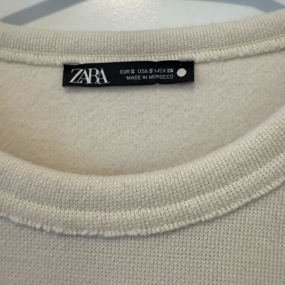 Zara Cream Sweatshirt - Picture 2 of 3